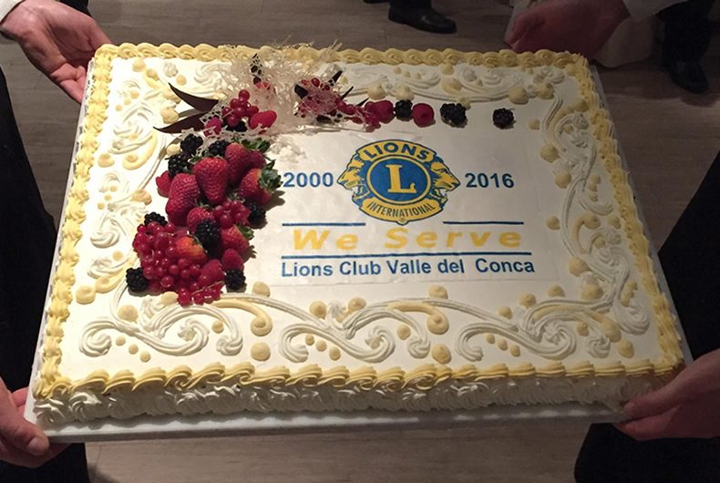 La torta per l'ultimo service Lions